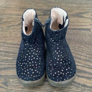 Cat and jack 9 zip boots